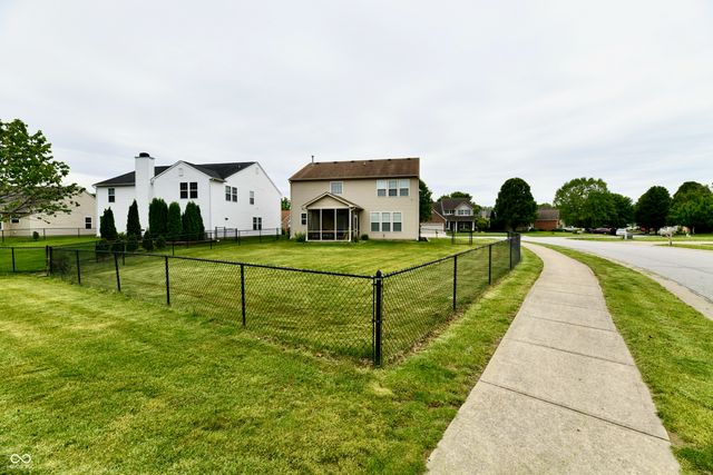 5862 Columbia Circle, Greenwood, IN 46142