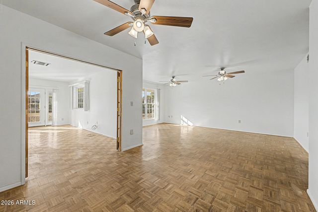 10338 W CARON Drive, Sun City, AZ 85351