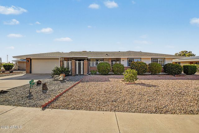 10338 W CARON Drive, Sun City, AZ 85351