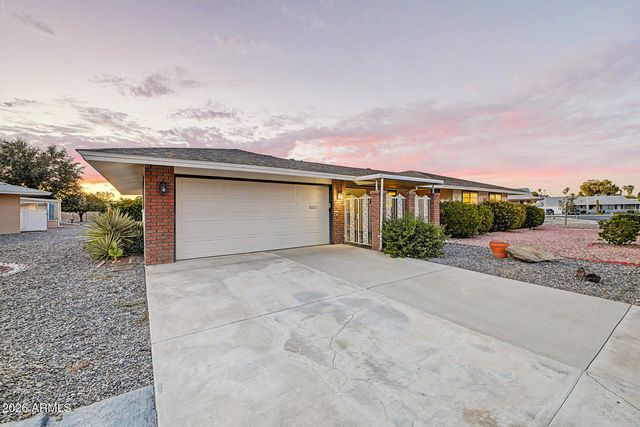 10338 W CARON Drive, Sun City, AZ 85351