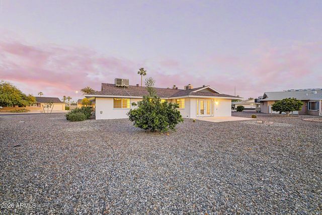 10338 W CARON Drive, Sun City, AZ 85351