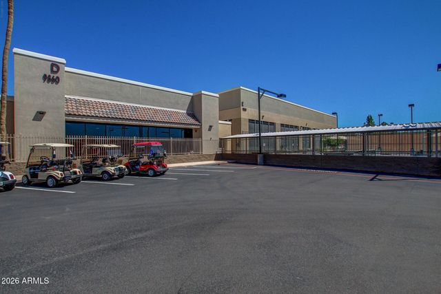 10338 W CARON Drive, Sun City, AZ 85351