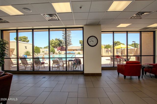 10338 W CARON Drive, Sun City, AZ 85351