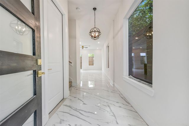 5906 Saint Augustine Street A, Houston, TX 77021