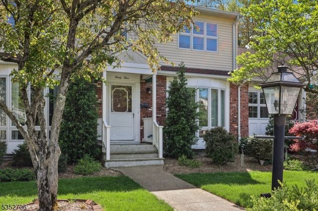 34 Brian Rd, West Caldwell Twp., NJ 07006