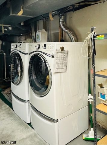 34 Brian Rd, West Caldwell Twp., NJ 07006