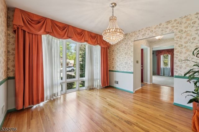 34 Brian Rd, West Caldwell Twp., NJ 07006