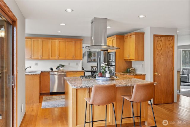 11008 210th Street SE, Snohomish, WA 98296