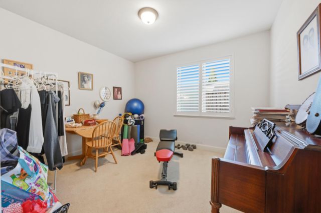 6621 Star Vista Ln, Rocklin, CA 95677
