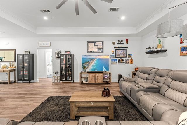 736 Commanche Street, Fort Walton Beach, FL 32547