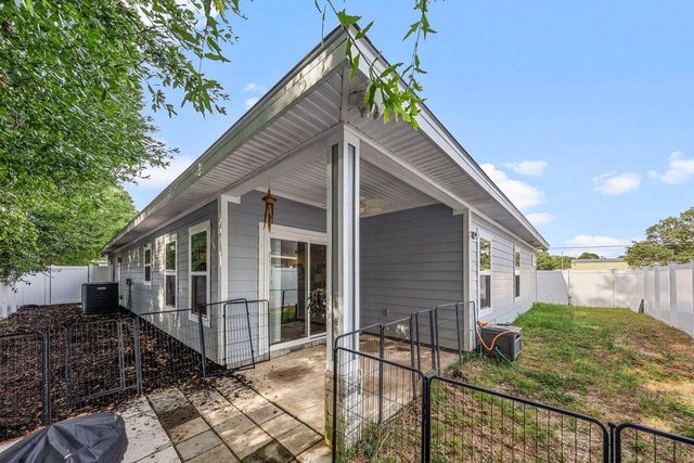 736 Commanche Street, Fort Walton Beach, FL 32547