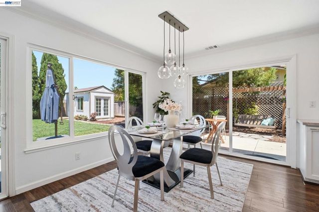 8123 Meadowlark Ct, Newark, CA 94560