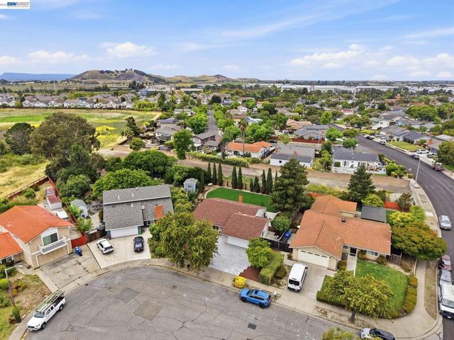8123 Meadowlark Ct, Newark, CA 94560