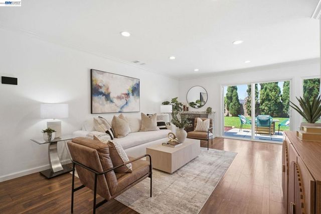 8123 Meadowlark Ct, Newark, CA 94560