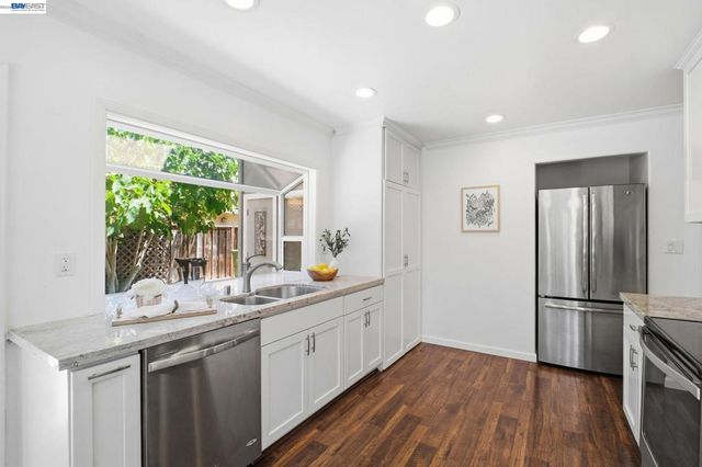 8123 Meadowlark Ct, Newark, CA 94560