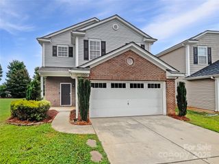 1733 Hollybrook Avenue, Gastonia, NC 28054