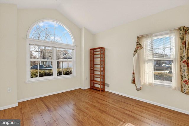 110 RIDGWAY DR, Bordentown, NJ 08505