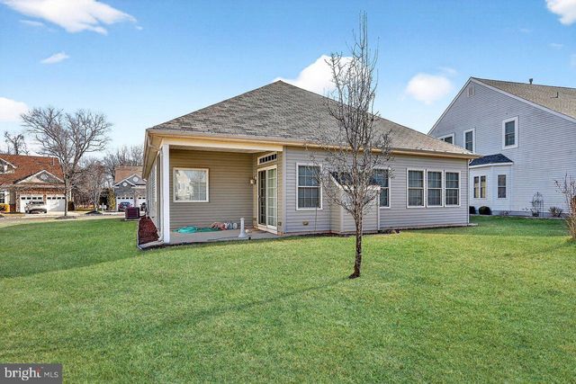 110 RIDGWAY DR, Bordentown, NJ 08505