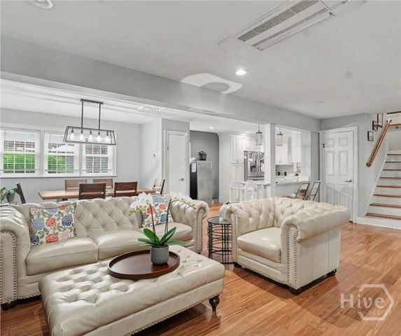 623 E 54th Street, Savannah, GA 31405