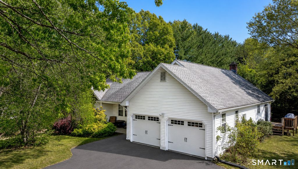 2050 Poquonock Avenue, Windsor, CT 06095