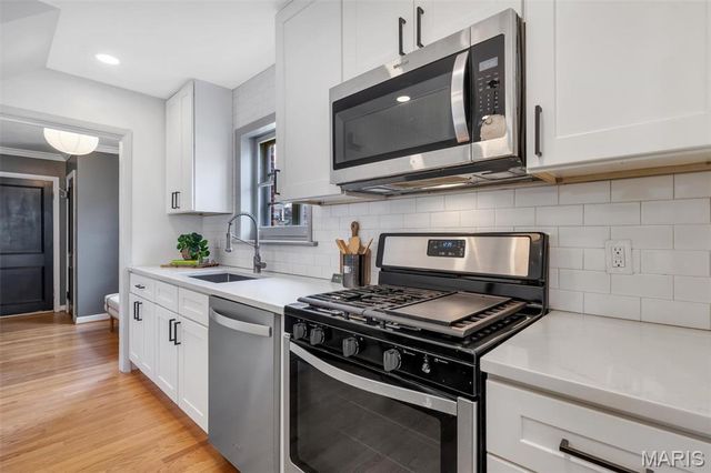 1420 Rankin Drive, Richmond Heights, MO 63117