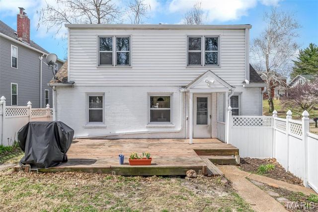 1420 Rankin Drive, Richmond Heights, MO 63117