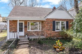 1420 Rankin Drive, Richmond Heights, MO 63117