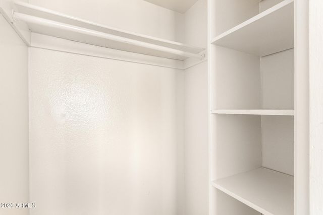 4608 E RIVERSIDE Street, Phoenix, AZ 85040