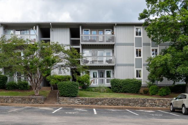 21 Vaughns Gap Rd Apt 91, Nashville, TN 37205