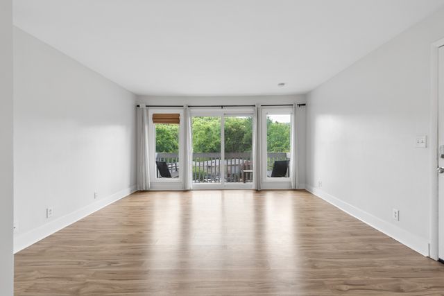 21 Vaughns Gap Rd Apt 91, Nashville, TN 37205