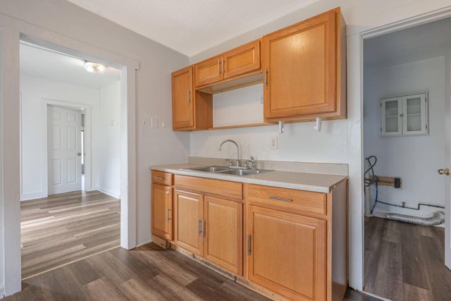 2484 Hilltop Avenue, Springfield, OH 45503