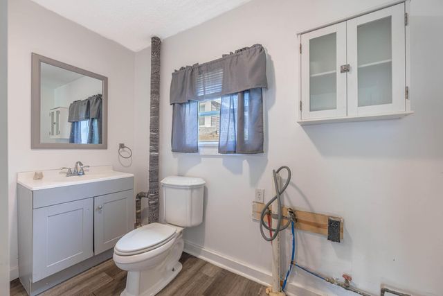 2484 Hilltop Avenue, Springfield, OH 45503