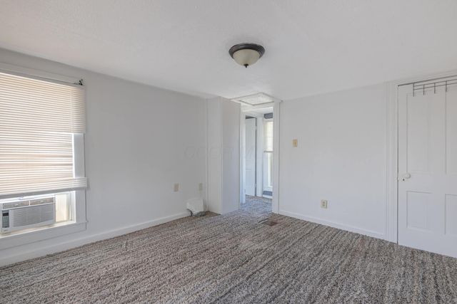 2484 Hilltop Avenue, Springfield, OH 45503