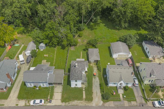 2484 Hilltop Avenue, Springfield, OH 45503