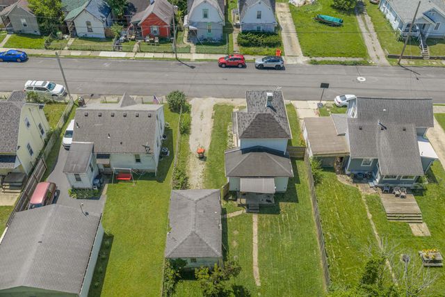 2484 Hilltop Avenue, Springfield, OH 45503