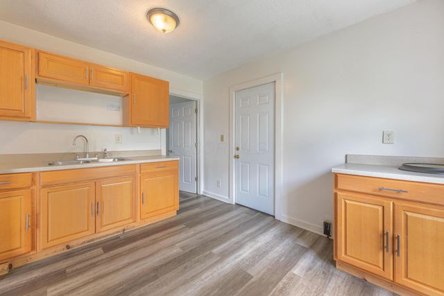 2484 Hilltop Avenue, Springfield, OH 45503