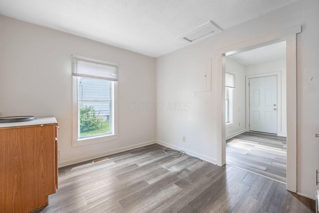 2484 Hilltop Avenue, Springfield, OH 45503