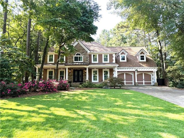 11820 Highland Colony Dr, Roswell, GA 30075