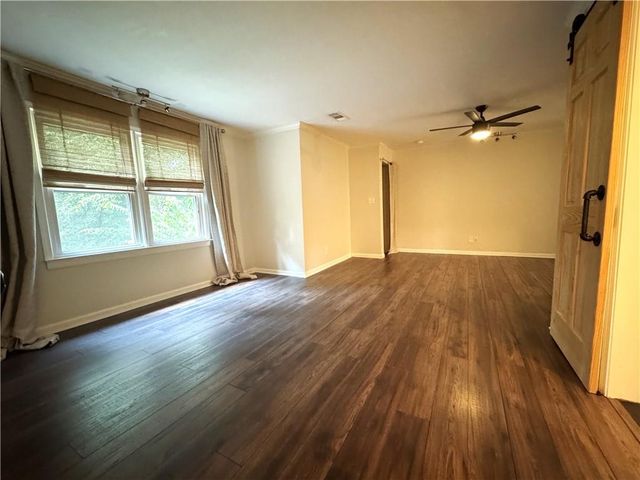 11820 Highland Colony Dr, Roswell, GA 30075