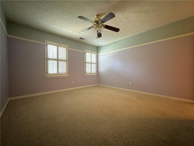 11820 Highland Colony Dr, Roswell, GA 30075