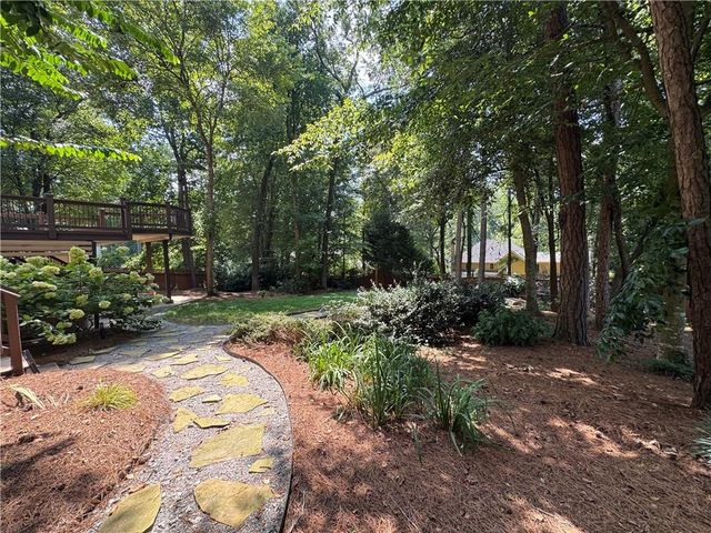 11820 Highland Colony Dr, Roswell, GA 30075