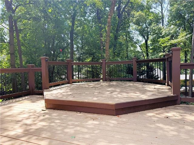 11820 Highland Colony Dr, Roswell, GA 30075