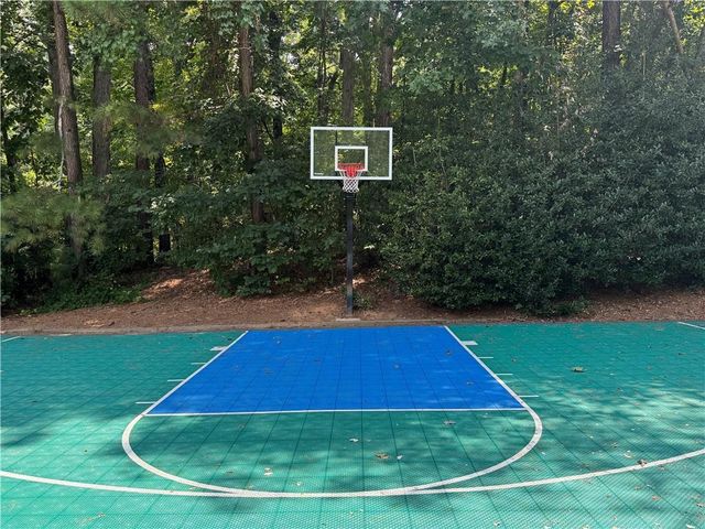 11820 Highland Colony Dr, Roswell, GA 30075