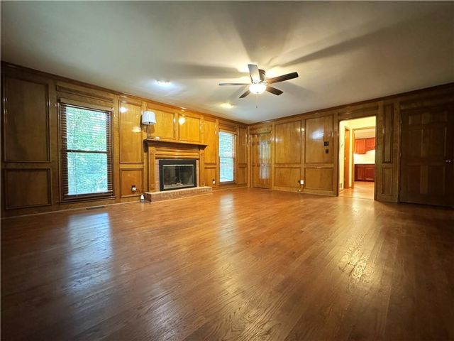11820 Highland Colony Dr, Roswell, GA 30075
