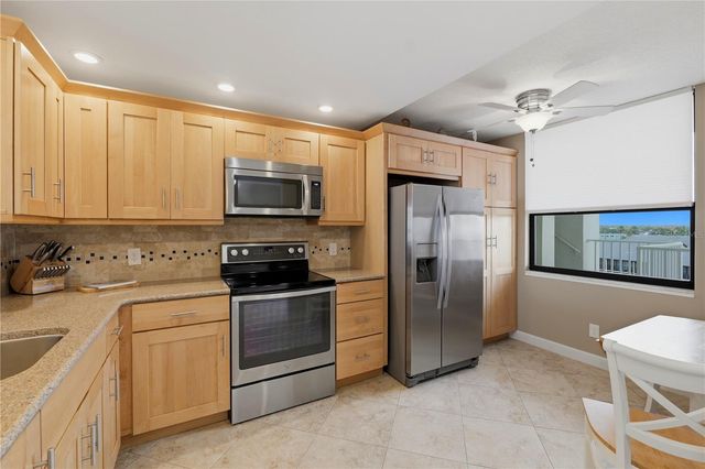 300 WOODETTE DRIVE 602, Dunedin, FL 34698