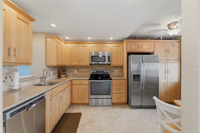 300 WOODETTE DRIVE 602, Dunedin, FL 34698