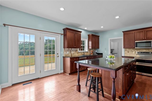 16431 River Rd, Chesterfield, VA 23838