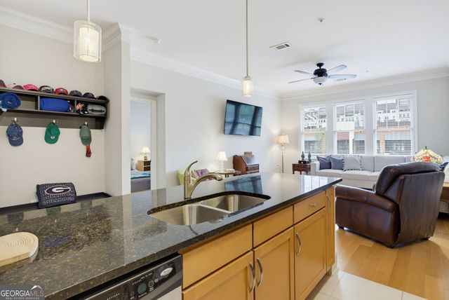 3621 Vinings Slope SE UNIT, Atlanta, GA 30339