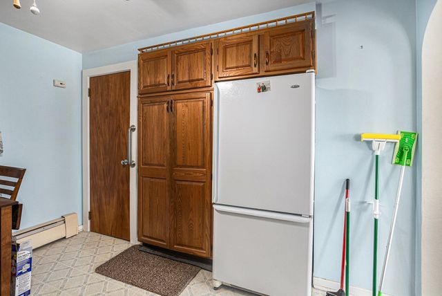 120 Woodrow Avenue S, Battle Creek City, MI 49015