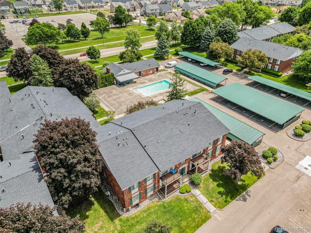 34763 MAPLE LANE Drive 57, Sterling Heights, MI 48312